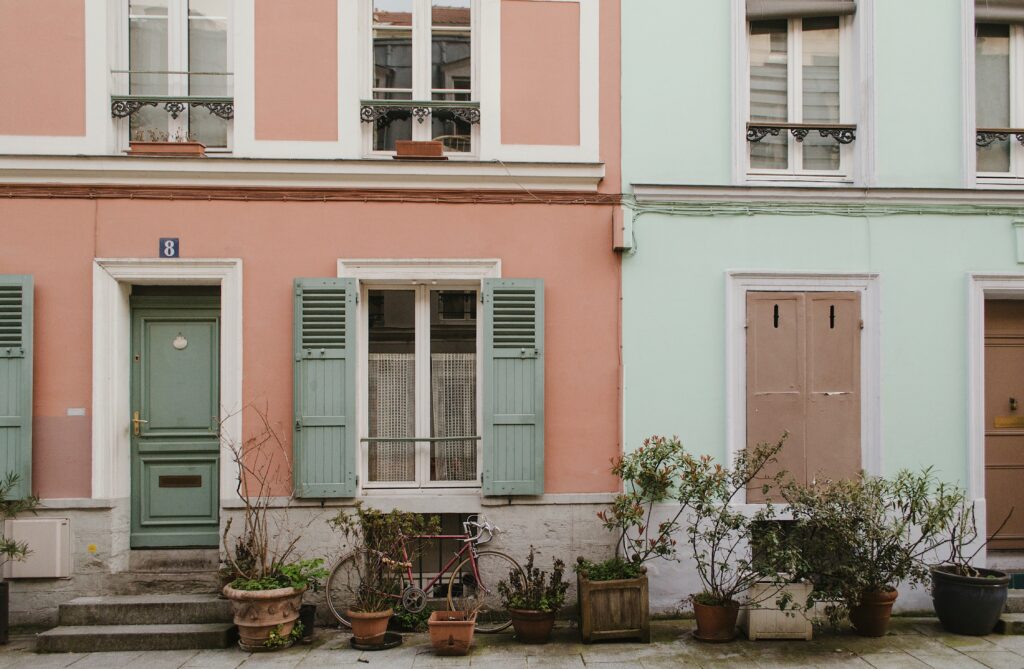 shuttered apartments